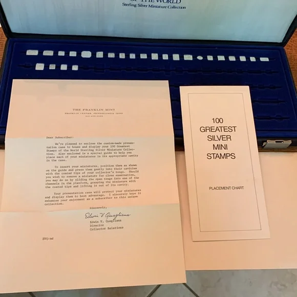 Collection of 25 mini sterling silver stamps from around the world in hard case - Picture 4 of 14